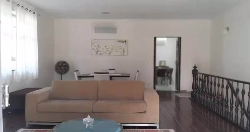 Casa sobreposta alta de 4 quartos no coração do boqueirão, santos-sp: espaçosa, confortável e pronta para morar!