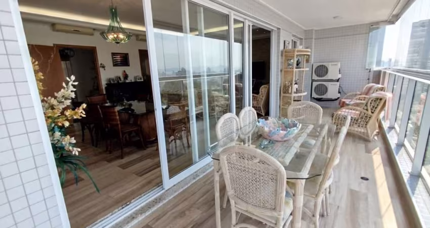Apartamento à venda na Aparecida, Santos-SP: 4 quartos, 3 suítes, 1 sala, 5 banheiros, 3 vagas de garagem, 167m². Venha conferir!