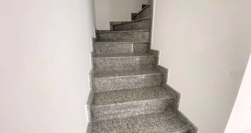 Casa com 2 quartos, Marapé, Santos - R$ 890 mil, Cod: 1822
