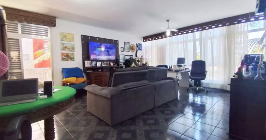 Apartamento à venda no gonzaga, santos-sp: 3 quartos, 1 suíte, 2 salas, 2 banheiros, 1 vaga, 190m². confira!