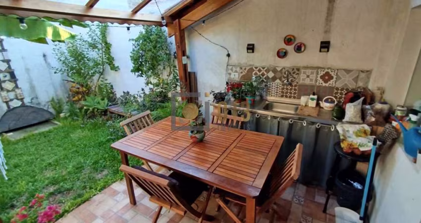 Casa com 3 quartos, Campo Grande, Santos - R$ 810 mil, Cod: 2779