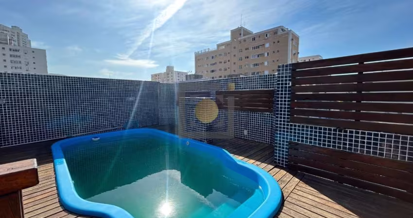 Casa triplex à venda em Santos com piscina, 5 quartos e área gourmet