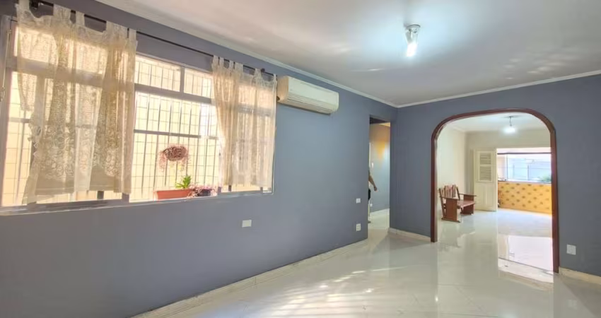 Imperdível Apartamento à Venda em Santos-SP, Ponta da Praia - 2 Quartos, 2 Salas, 1 Banheiro e 1 Vaga de Garagem - 120m².