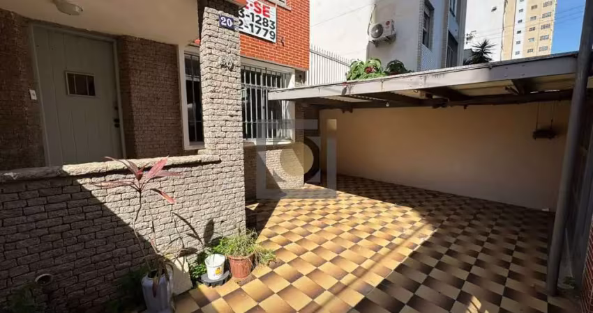 Oportunidade única: Casa à venda em Santos-SP, bairro Embaré, 2 quartos, 1 sala, 2 banheiros, 2 vagas, 104m² de área.