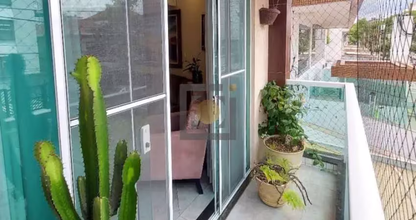 Casa à venda em santos-sp, embaré: 4 quartos, 3 suítes, 2 salas, 1 vaga, 228m²!