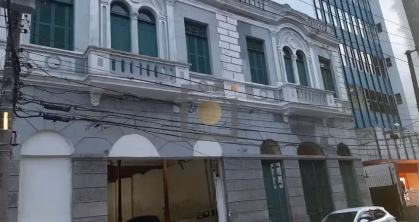 Armazém comercial de 2.000m² à venda no centro de santos-sp! venha conferir!
