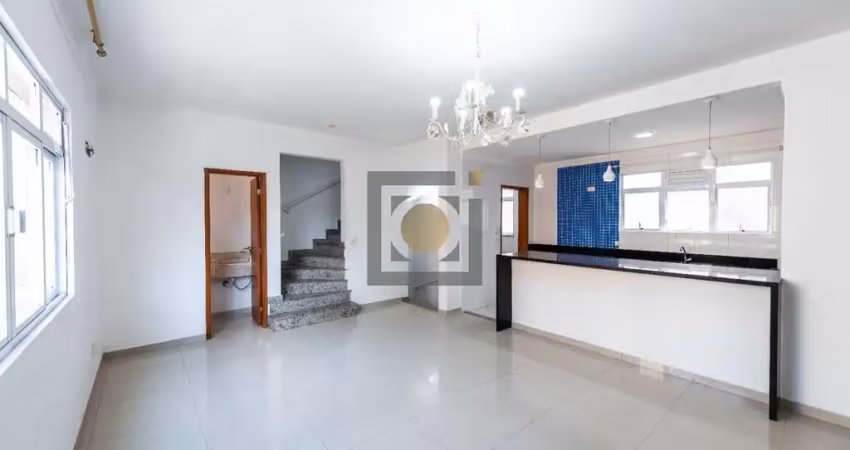 Casa à venda em santos-sp, boqueirão. 3 quartos, 1 suíte, 2 salas, 3 banheiros, 2 vagas, 138m². confira já!