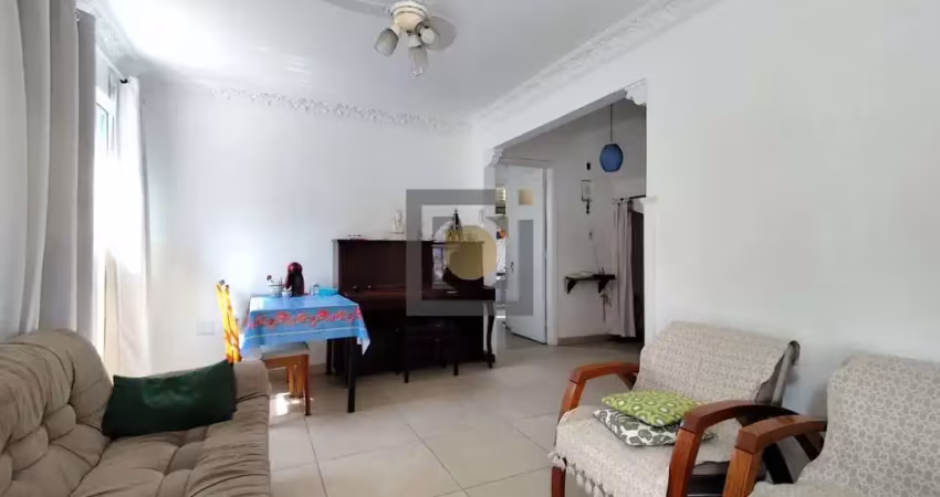 Casa à venda em santos-sp, bairro marapé: 3 quartos, 2 salas, 1 banheiro, 2 vagas de garagem, 104m². venha conhecer!