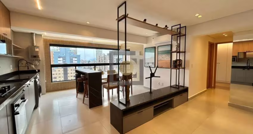 Apartamento à venda em santos-sp, na ponta da praia: 2 quartos, 1 suíte, 1 sala, 2 banheiros, 1 vaga de garagem, 65m². confira!