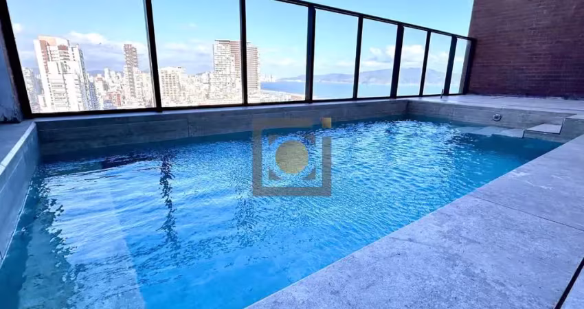 Cobertura de luxo com vista para o mar no josé menino: 4 quartos, 4 suítes, piscina privativa e 320m² de área. agende sua visita!