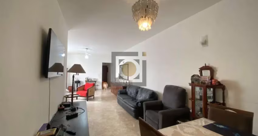 Imperdível oportunidade de adquirir apartamento de 3 quartos na ponta da praia, santos-sp: 147m², suíte, 3 salas e garagem.