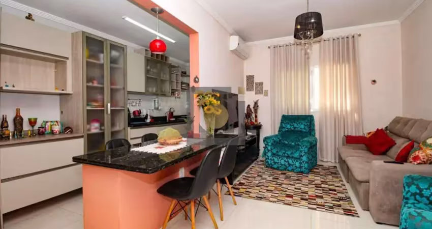 Casa à venda em santos-sp, no gonzaga: 2 quartos, 2 suítes, 1 sala, 2 banheiros, 2 vagas de garagem, 100 m² de área.