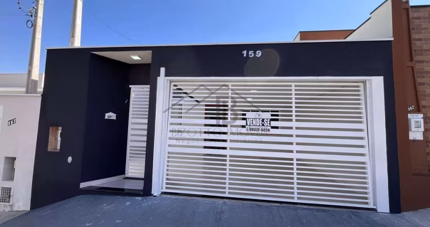 Casa à venda em Indaiatuba-SP, no Jardim Residencial Nova Veneza: 3 quartos, 1 suíte, 1 sala, 2 banheiros, 2 vagas, 110 m².