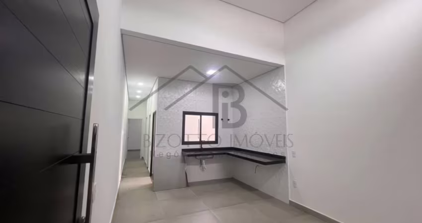 Imperdível oportunidade Casa à venda em Indaiatuba-SP, Residencial Sabiás - 2 quartos, 1 suíte, Garagem coberta para 1 carro, 75 m².