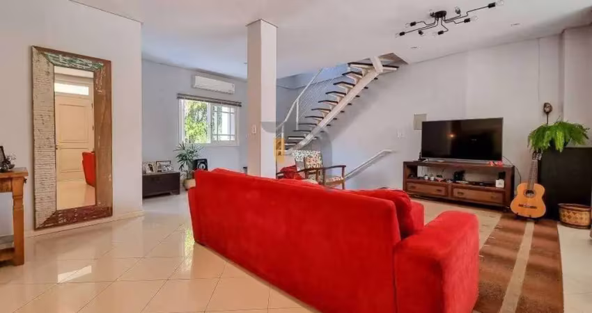 Casa com 3 quartos à venda na Rua Mário Sarmento, Centro, Gravataí