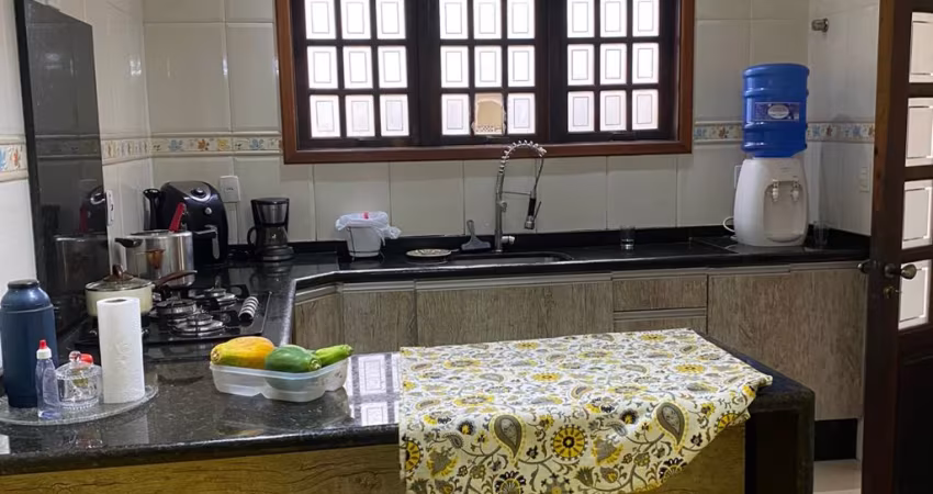 Lindo sobrado próximo ao Shoping