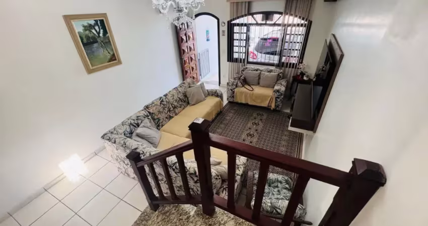 Lindo sobrado bairro Jardim Camila