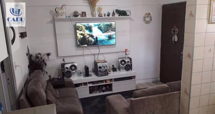 - Excelente Apartamento no Condomínio Edifício Mamoeiros II