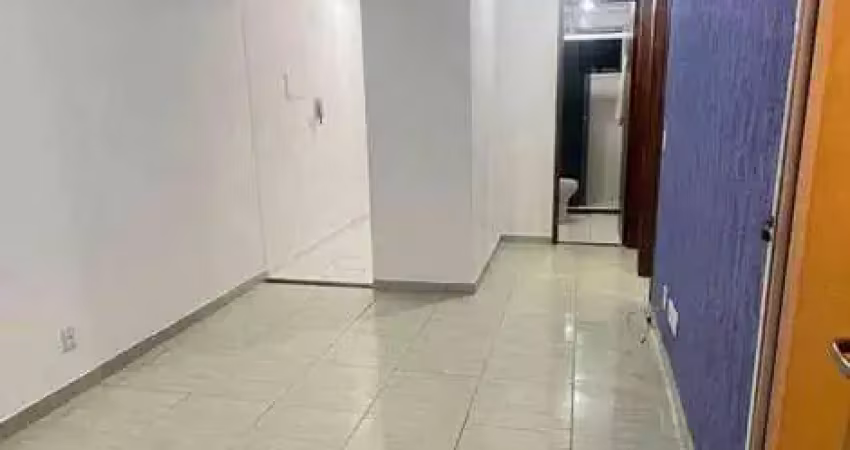 - Apartamento no Condomínio Valle Verde - Cotia