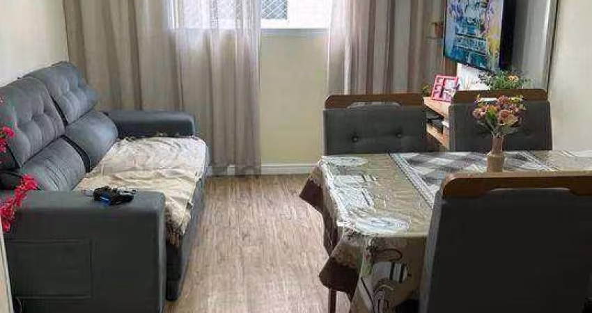 Apartamento no Condomínio  Santo Antônio