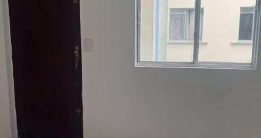 Apartamento no Condomínio Residencial Alvorada - Jardim Santa Terezinha (Zona Leste)