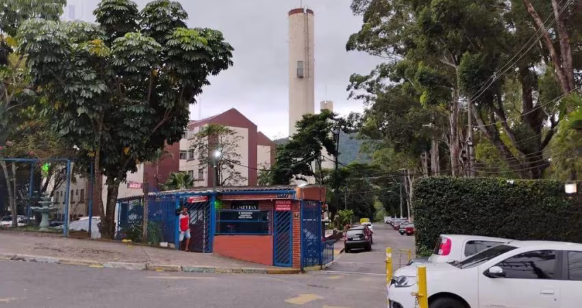 Apartamento no Condomínio Jardim das Camélias -Sp
