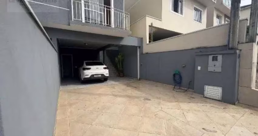 Sobrado triplex 3 dorms, 4 vagas, cond. villa deste km 30 cotia