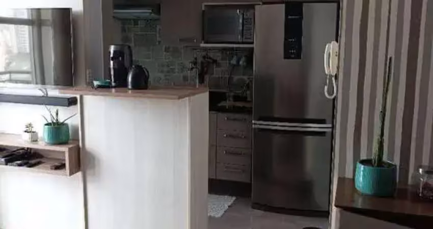 Apartamento no condomínio parque jardim vila guilherme