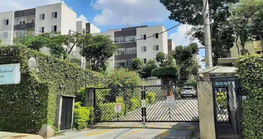 Apartamento no conj residencial boulevard saint louis