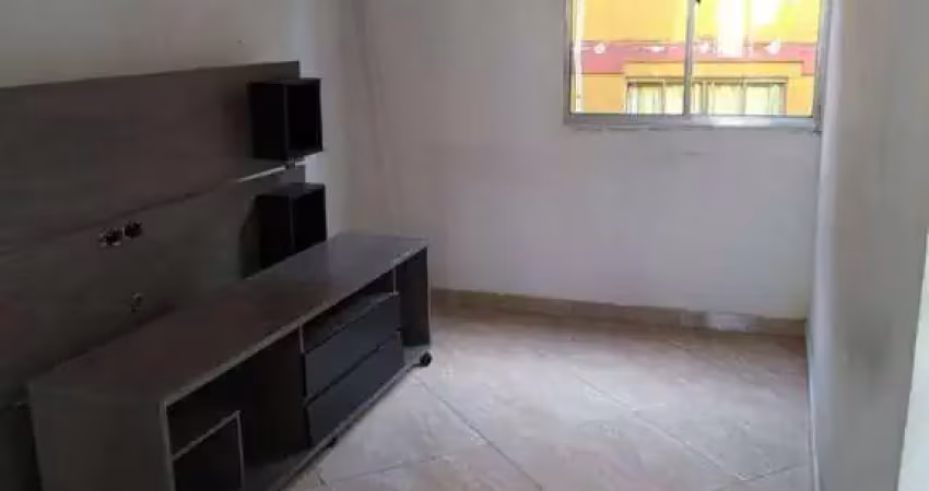 Apartamento no condomínio multipredial montes claros - carapicuíba