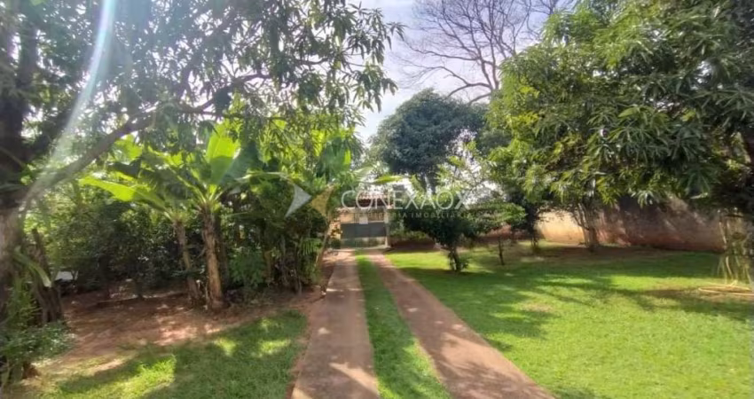 Chácara / sítio com 2 quartos à venda na Rua Afonso Emanueli, 920, Recanto dos Dourados, Campinas
