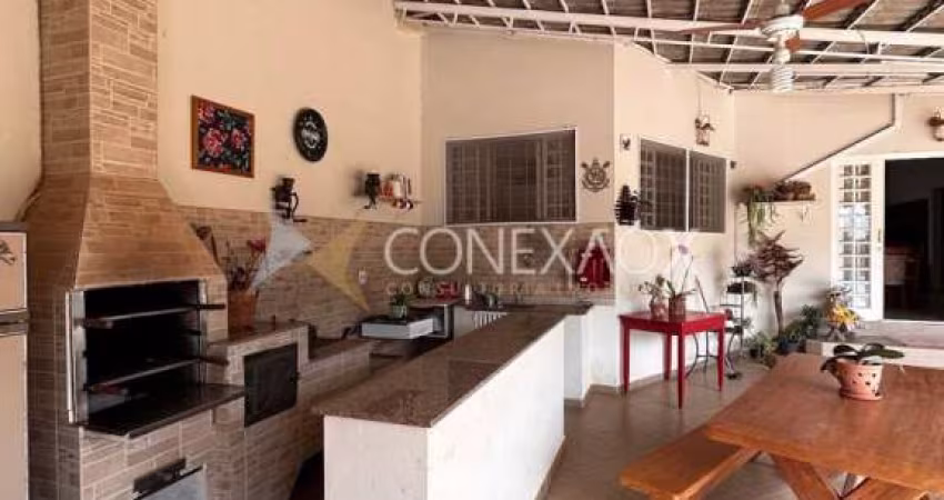 Chácara / sítio com 3 quartos à venda na Rua Allan Fonseca, 565/585, Recanto dos Dourados, Campinas