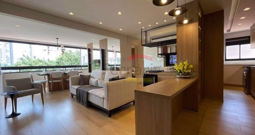 Apartamento à venda Santa Teresinha- 2 quartos, 1 suíte, 2 vagas e varanda!