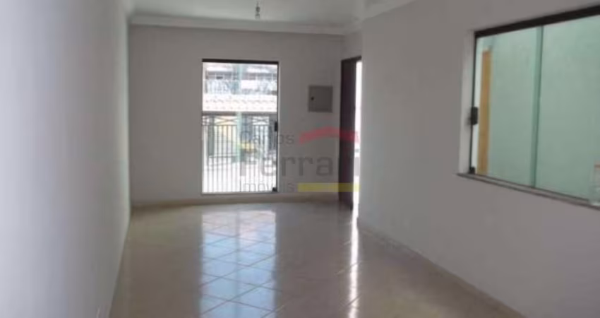 Sobrado novo, Tucuruvi, 3 dormitórios, sendo 1 suíte, 2 vagas.