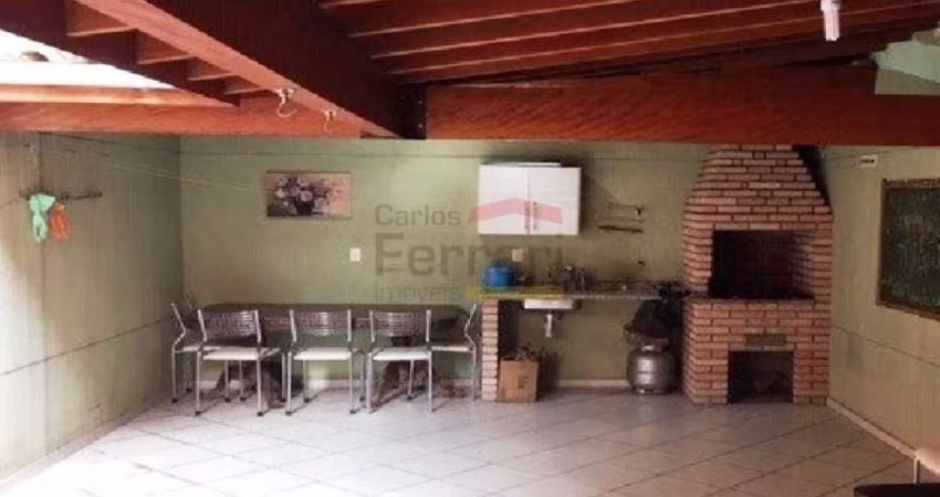 SOBRADO AMPLO NA PARADA INGLESA COM 3 SUÍTES, SACADA E QUINTAL