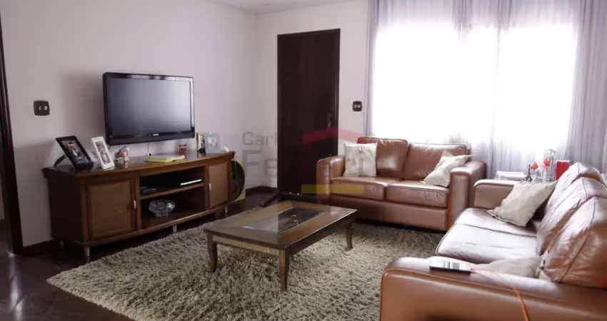 Sobrado à venda santa terezinha - 240m2 -- 03 suites, 05 vagas