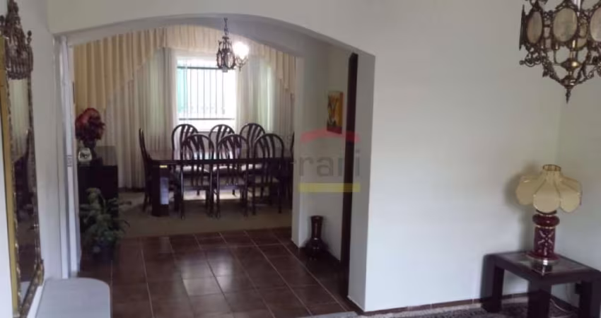 Lindo sobrado com 4 dormitórios