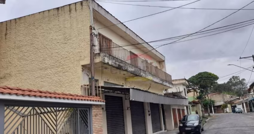 PRÉDIO RESIDENCIAL/COMERCIAL, SALÃO COM 3 PORTAS DE AÇO, E RESIDENCIA PARTE SUPERIOR