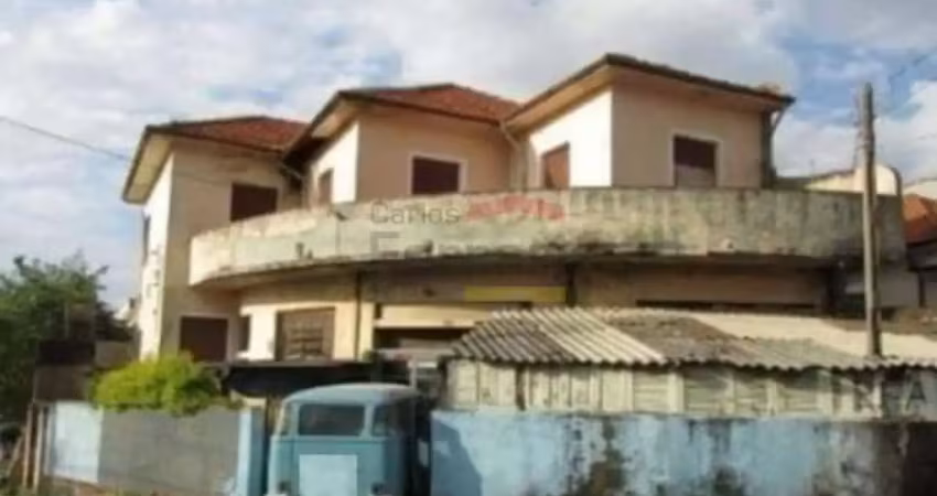 Terreno Vila Guilherme 432 m² com casa antiga