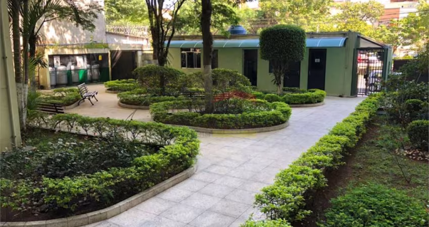 Apartamento á venda Santa Teresinha - 2 dormitórios e uma vaga
