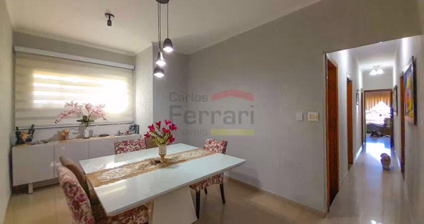 Sobrado com 4 quartos / 2 suítes / 3 vagas / Vila Gustavo