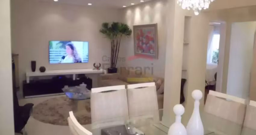 Casa térrea, jardim frança, reformada, modernizada, 4 dormitórios, 3 suítes, sótão, quintal, churras