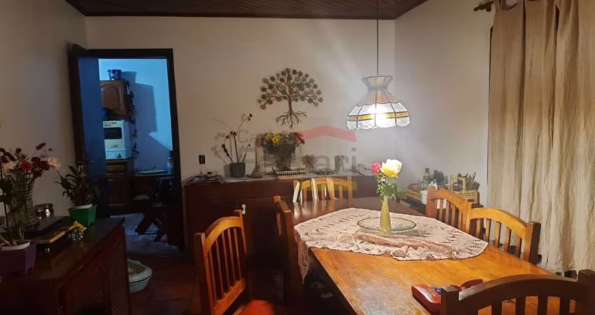 SOBRADO NO MANDAQUI COM 3VAGAS E 2 SALÕES, 395 M²
