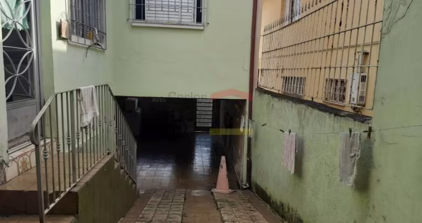 TERRENO COM 370 METROS COM 3 CASAS PRÓPRIO PARA INVESTIDOR OU CONSTRUTOR