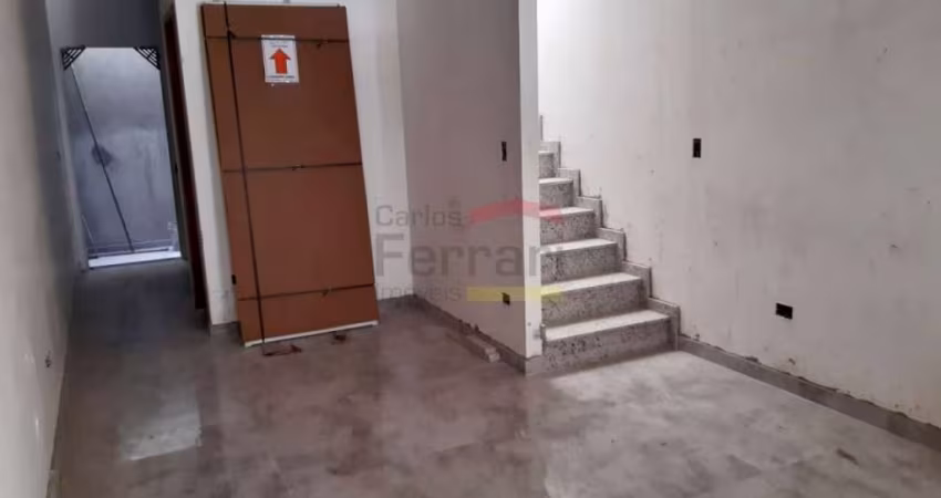 SOBRADO FINAL DE OBRA NA REGIÃO DA ÁGUA FRIA, COM 3 DORMITÓRIOS SENDO 1 SUITE, QUINTAL, 2 VAGAS
