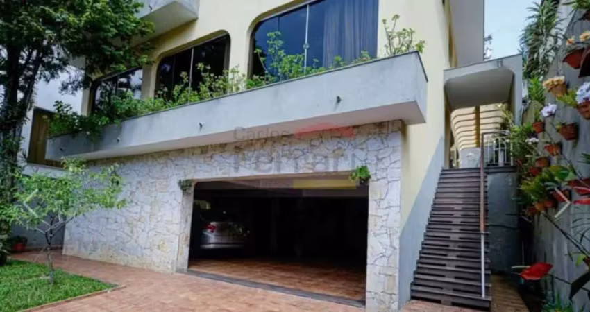 Sobrado no jardim são bento com 4 suítes, dependencias, 8 vagas de garagem + área gourmet