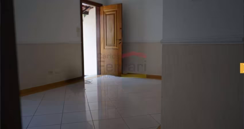 Sobrado condomínio fechado  a venda, Vila Santos, 03 dormitórios, 01 suíte,  03 vagas
