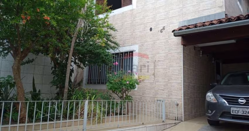 Sobrado 3 dormitórios 1 suite,2 vagas no Jardim Ondina