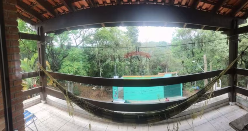 Casa na Serra da Cantareira- 3 quartos , 4 vagas X PERMUTA