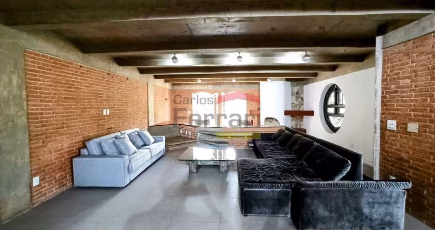 Casa de Alto Padrão à Venda  no pé da Serra - 3 Suítes, Piscina, Área Gourmet e Salão de Festas!